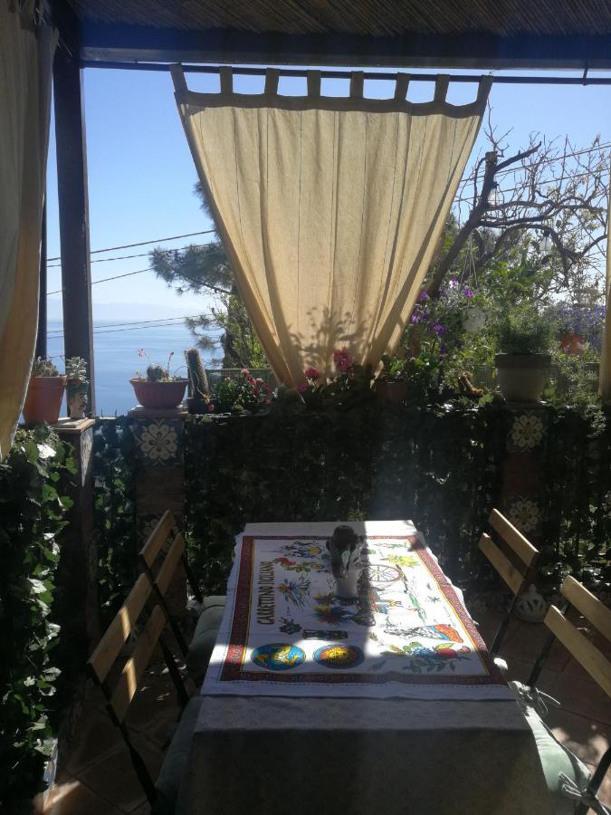 Casa Donna Fiorella Tipica Siciliana 陶尔米纳 外观 照片